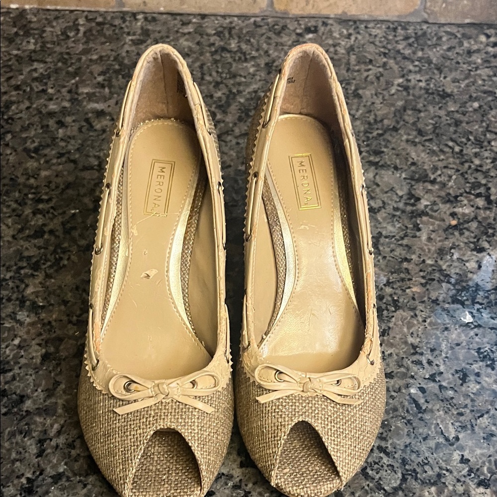 Merona Women's Beige Peep-Toe Heels 8.5